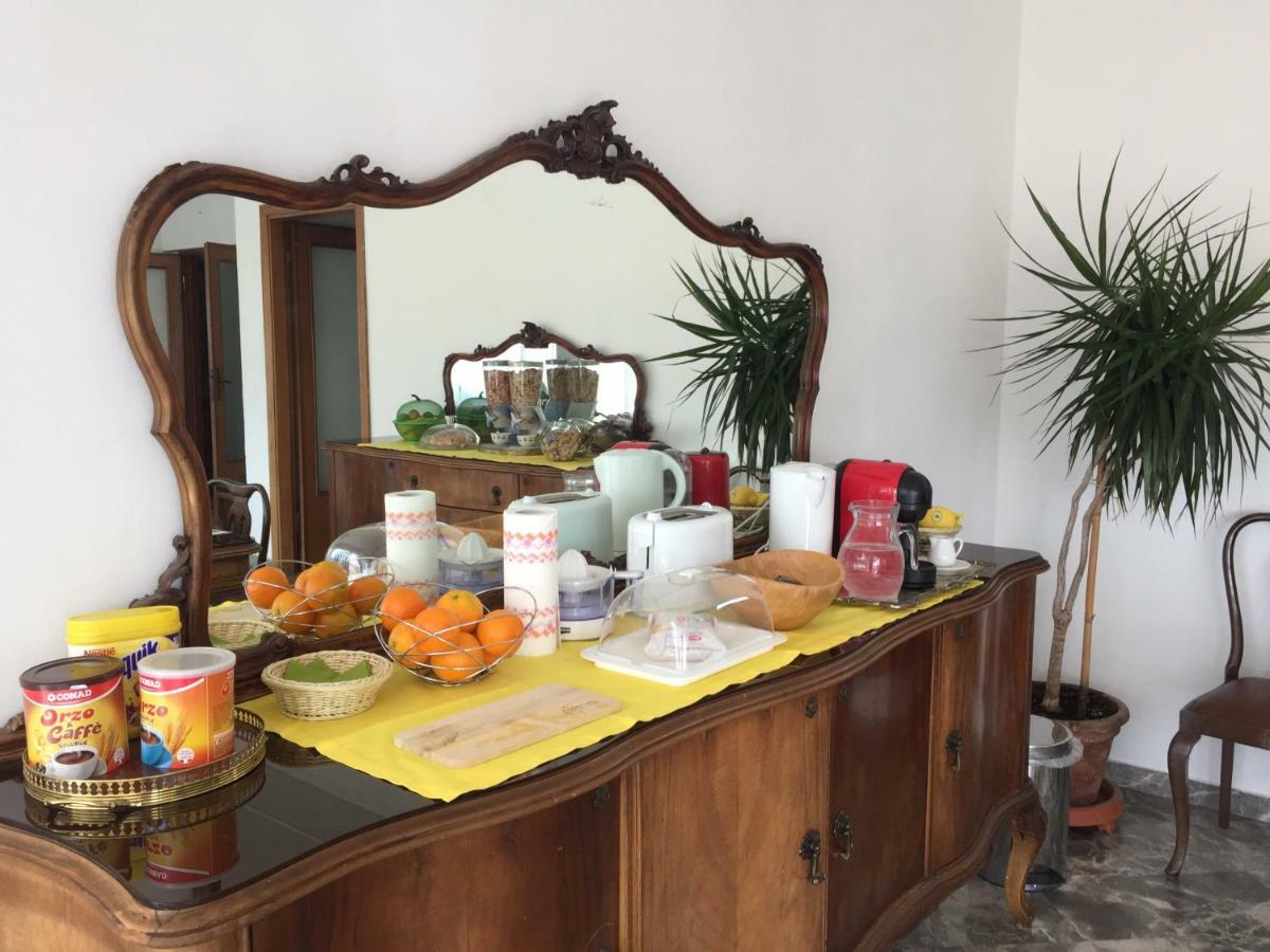 B&B Del Viaggiatore Sarzana Kültér fotó